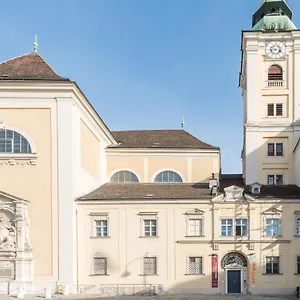 Benediktushaus Im Schottenstift Πανσιόν