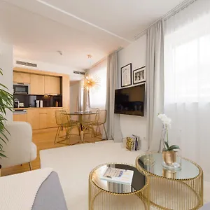Rafael Kaiser - Premium City Centre Διαμέρισμα